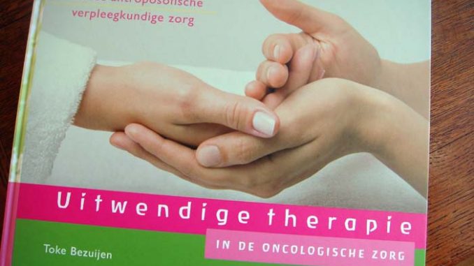 Toke_Bezuijen_Buch1 Eliane Zimmermann AiDA Aromatherapy